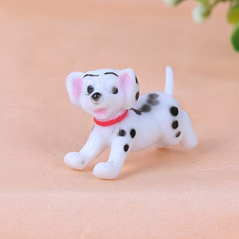 Dollhouse Family Set, Mini Animal Figures for 1:12 1:6 Scale Doll House, 6 Mini Plastic Dalmatians