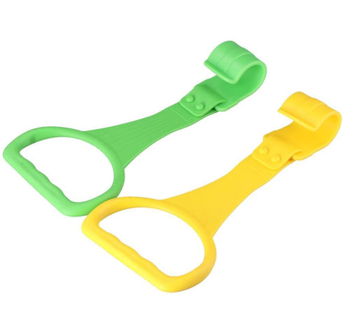 4 Vctitil Pieces Crib Hook Baby Plastic Pull Ring Creative Teaching Stroller to Assist Standing(Red/Yellow/Blue/Green)