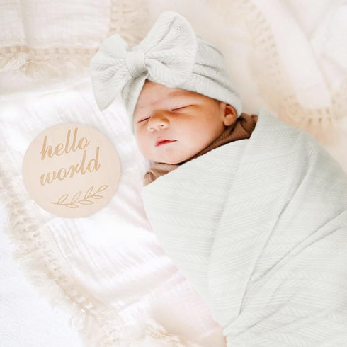 4PCS Set DRESHOW BQUBO Baby Swaddle Blankets for Girls, Newborn Accessories with Hat and Bow Headband with Hello World
