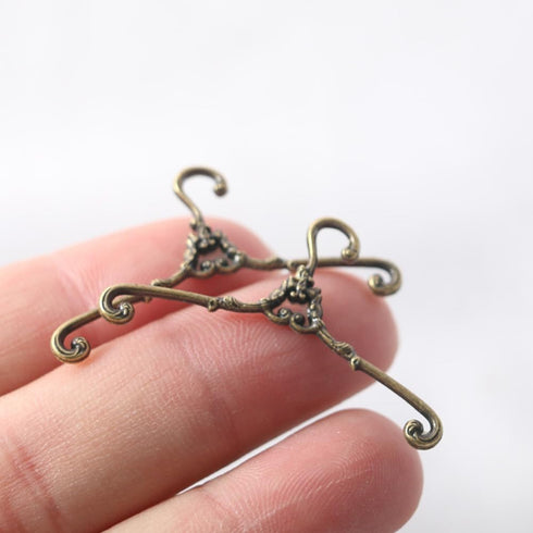 Gadpiparty 24pcs Small Doll Cloth Hangers, Mini Clothes Hanger Holders for Doll Dress Outfit Hanging Accessories