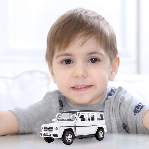 1:36 Scale Benz G63 Car Model for Kids, Alloy Pull Back G Wagon Toy Car for Toddlers Gift (White)