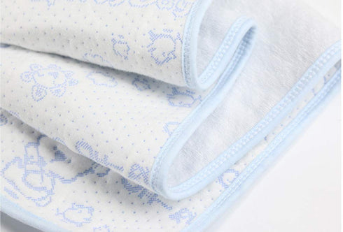 Baby Infant Waterproof Cotton Changing Pads, Washable Reusable Diapers Liners Mats Multi Pieces Pack (4pcs Bears, Small