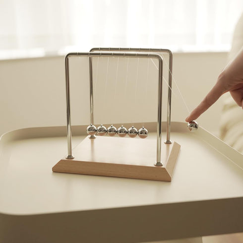 Newtons Cradle Pendulum with 7 Balls - Balance Ball Science Gadget with Wood Base for Home and Office