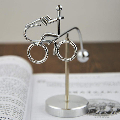 Steel Balance Toy, Kinetic Art Tumbler Toy for Decompressive Science Psychology Home Office Desk Decor
