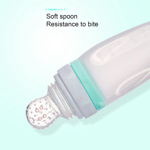 Silicone Baby Squeeze Bottle, Cute Integrated Design Green Soft Spoon Feeder for Infants, Easy Clean