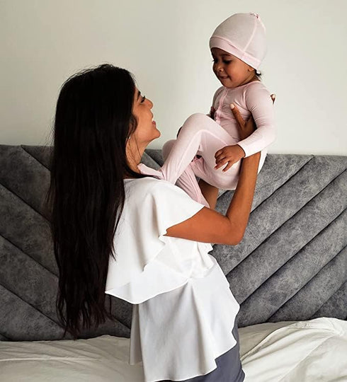 100% Pack 2 Baby Swaddle Blanket - Extra Soft Made of Viscose from Bamboo - Breathable Nursing Receiving Swaddle