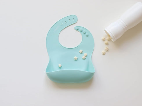 otterlove Silicone Baby Bibs, Pack of 2 with No Fillers and Wide Food Catching Pocket in Mint and Smoke