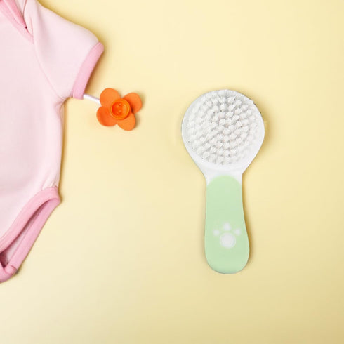 HAKIDZEL Set 2-Piece Hair Brush and Comb Soft Bristles Grooming Kit for Newborns and Toddlers for Cap Care and Registry
