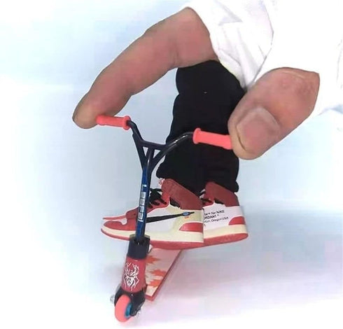 2Pcs Red Mini Finger Scooter - Cute Plastic Finger Skateboards for Interactive Finger Photography Props
