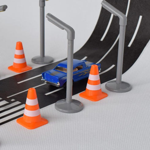 STOBOK 7pcs Traffic Cone - Miniature Traffic Signs Toys for Kids, DIY Traffic Roadblock Educational Toys