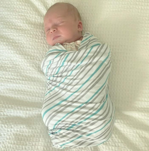 Lars & Lola Cozy 31.5 31.5 inches Baby Swaddle Blanket for Baby Boy or Girl Unisex Wrap Soft Baby Essentials x Mint