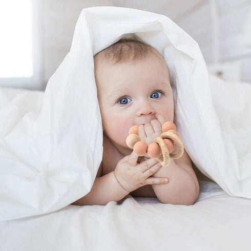 Silicone Baby Teether | Food Grade Silicone & Beech Baby Teething Toy | BPA Free (Black)