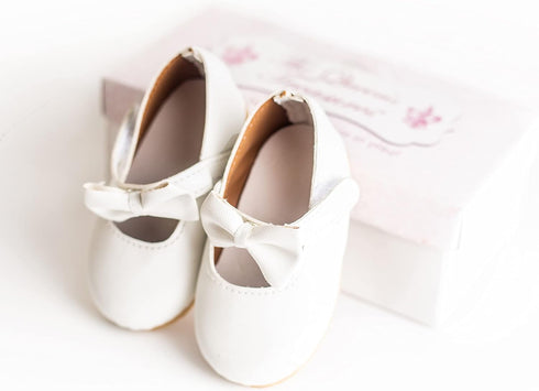 THE QUEEN'S TREASURES 18 Inch Doll Clothing Shoes, White Dress Shoes with Bow & Authentic Shoe Box