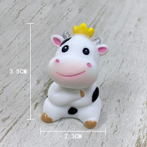 MAOMIA 8 Pcs Cow Figures Set for Kids, Animal Toys Cake Toppers, Miniature Figurines Collection for Christmas Birthday