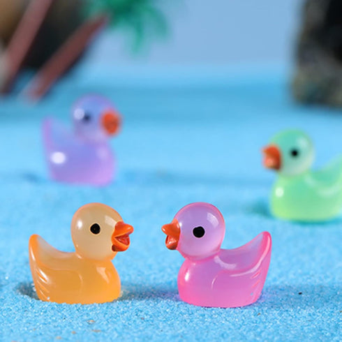 clinmday 10Pcs Miniature Animal Figures, Miniature Duck Tiny Animal Figurine Mini Toys Ornament Kits for Children Kids