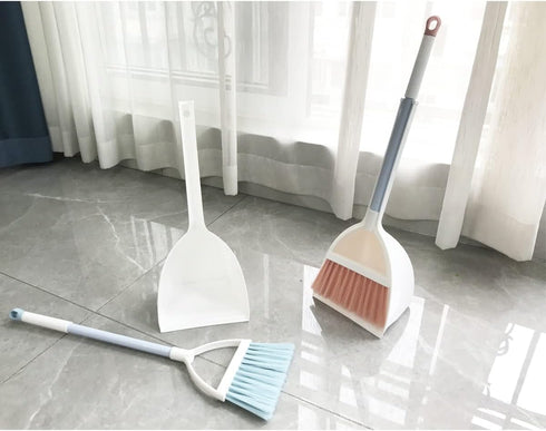 Kids Broom and Dustpan Set, Mini Dustpan and Broom for Children Housekeeping Pretend Play Cleaning Tools Set (Blue)