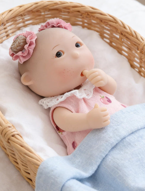 7 Inch 5 3+ Potato Baby Doll, Mini Baby Doll with Movable Joints, Thumb-Sucking Pose, Full Body Vinyl Doll for Play