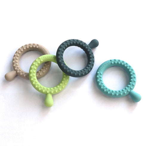 4 Pack Sensory Chew Toys for Autistic Children, Q Shape Teething Toys for Baby, Silicone Necklaces for Kids Adults