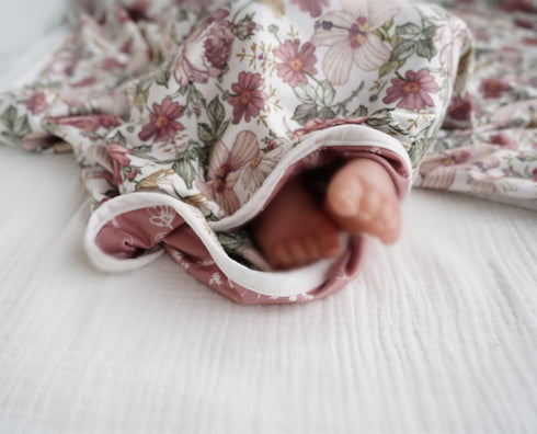 Little Jump Stretchy Jersey Knit Swaddle Blankets, Premium Cotton Floral Baby Quilt for Girls