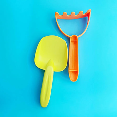 Set 1and (15 3+ IOKUKI Long Shovels Sand Toys with Mesh Bag Including Dump Truck, Beach Buckets, Shovels, Rakes, Molds
