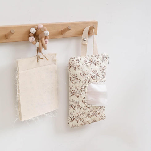 Mommy HIBEAR Quilted Diaper Wipe Pouch Portable Bag Refillable Floral Baby Wipe Holder for Travel Stroller Daily Casual