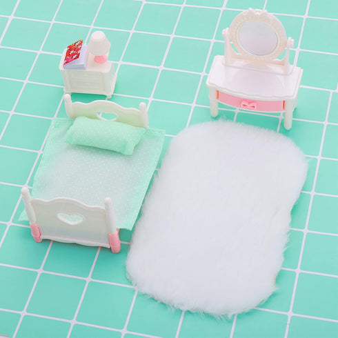 Cobee 2Pcs Miniature Carpets, 1:12 Dollhouse Wool Rug, White Furry Rugs for Dolls House Accessories Play Set