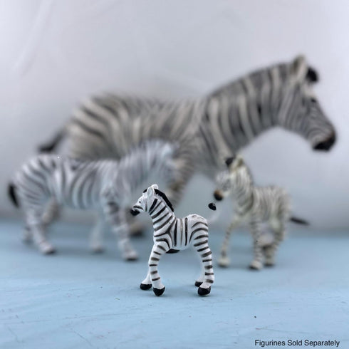 11 3+ Safari Ltd. Zoo Babies TOOB - Figurines: Zebra, Panda, Hippo, Chimpanzee, Rhino, Alligator, Gorilla, Elephant