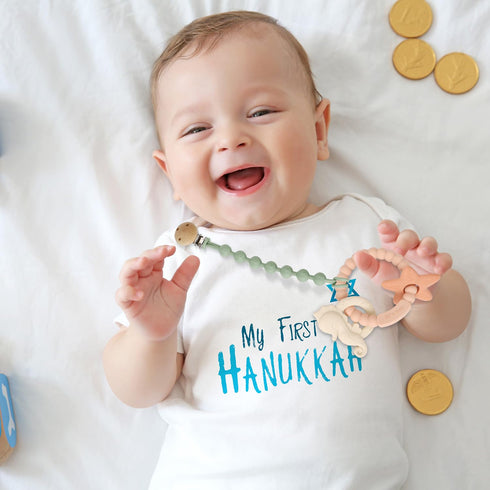 Silicone Teething Ring Toy, Baby Teether with Rattles, BPA Free Sensory Chew Toys for 3-12 Months, Great Gift