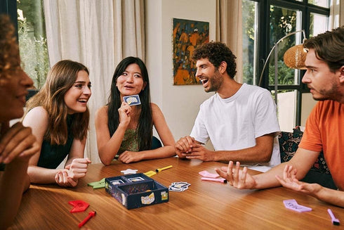 8+, 4-8 30 Fun Facts Party Game - Learn Surprising Facts About Friends and Family! Engaging Cooperative Game for Kids