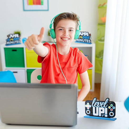 Frienda Video Game Party Centerpiece Table Level Up Birthday Decorations - Pixelated Table Sign for Boys Kids