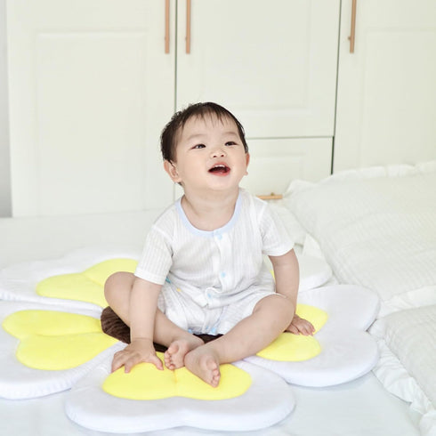 Gentle Baby Bath Support - Soft Slip Bath Pad for Newborns