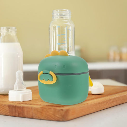 LIOOBO Portable Formula Dispenser Container with Four Compartments Sealed Milk Powder Holder for Travel and Outdoor Use