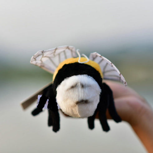 Cute Honeybee Plush Doll, Soft Bee Plush Toy, Stuffed Animal Doll, 17cm