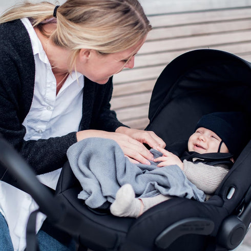 Thule Shine Car Seat Adapter - Easy Installation for Infant Seats