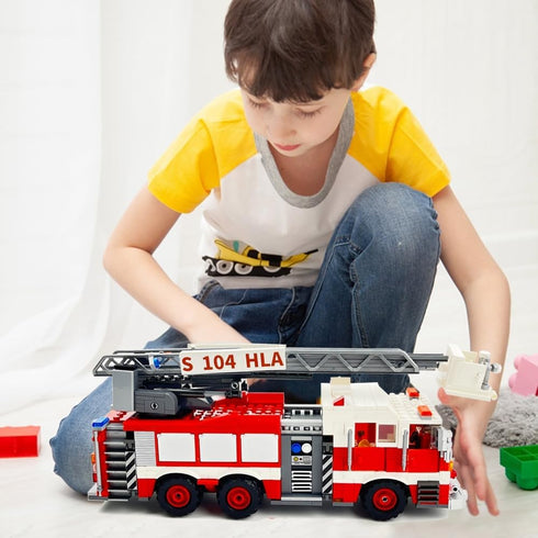 BYWbricks Set (711 City Ladder Fire Truck Building Blocks pcs) Toy Station Firetruck Bricks Collectible Fire Engine