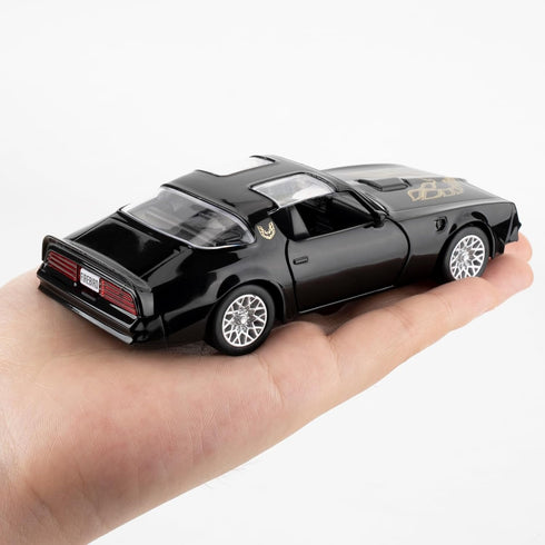 1:36 Pontiac Firebird Toy Car, Diecast Pull Back Model Car, Doors Open, Collection Kids Toy for Ages 3 and Up, Black