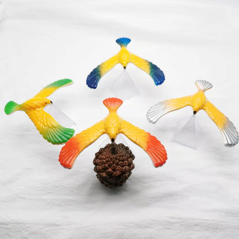 8 Pcs Balancing Bird Gravity Bird Set - Nostalgic Pyramid Balance Eagle for Halloween Christmas (Random Color)