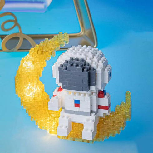 Micro Building Blocks Astronaut Model with Light, Building Toy for Kids or Adult Gifts, Spaceman on The Moon Mini Blocks