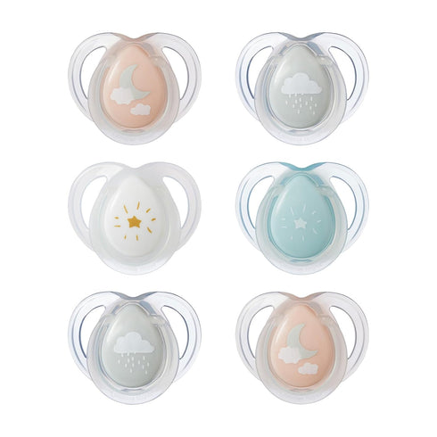 Tommee Tippee Night Time Pacifier, 0-6 Months, Symmetrical Silicone Baglet, BPA-Free Binkies,