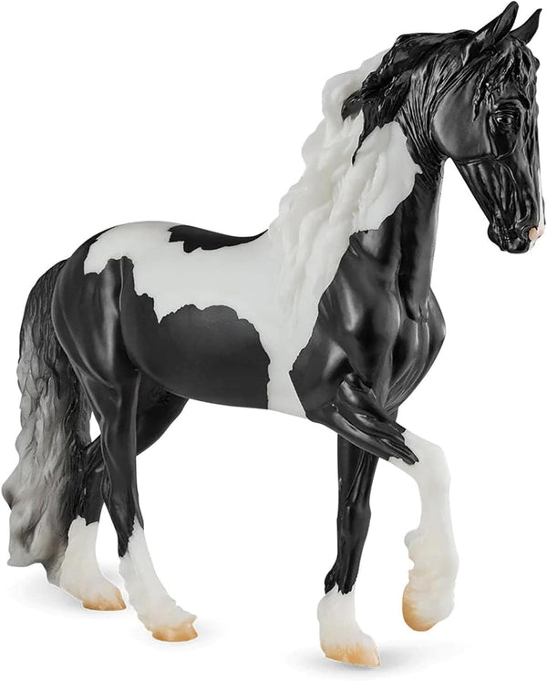 Breyer Horses Traditional Series Battlefield Angel-Ezra HP - Grand Champion Dressage Model Toy