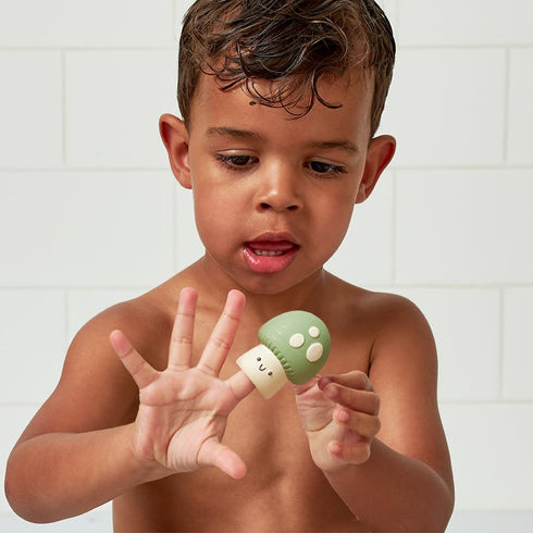 Set 5-Piece Set 4 1 6 Itzy Ritzy Finger Puppet Bath Toy Includes Soft Finger Puppets & Water-Squirting Bath Toy Fun