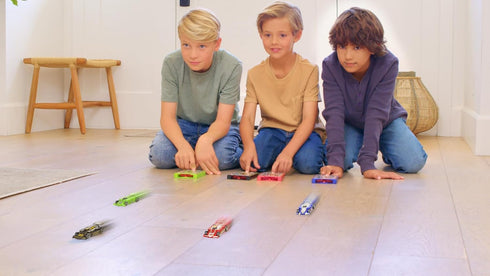 2 FLAT FAST Original Speed Card Racer Flat Car Racer and Pocket Size Racecar Launcher with Real Rubber Tires