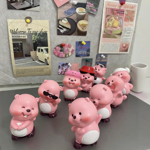(1) Anime Figure Action Figure Little Beaver Resin Materials, Environmental Protection Material Gifts for Girl