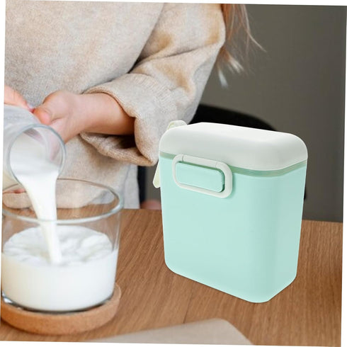 Portable Formula Container Capacity Travel Dispenser with Multi Compartment Design Lightweight Cork Material for Milk