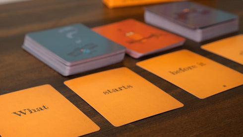 8+ 15-20 3-15 Runaway Parade Games Smug Owls Card Game - an Award-Winning Hilarious & Creative Riddle-Solving Party