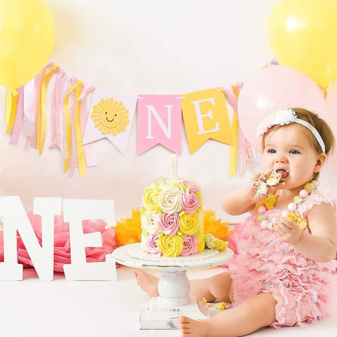 WAHAWU 1st Sunshine Highchair Banner - Girl Birthday Banner, One in the Sun Birthday, Photo Decoration Props