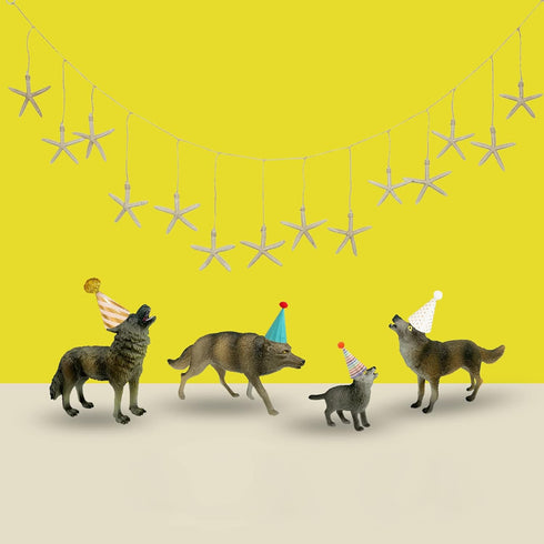 Gemini&Genius Howling Wolf Animal Toys - Family Playset with Realistic Gray Wolf Toy Figurines, Ages 3+ (4 Pcs)