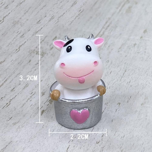 MAOMIA 8 Pcs Cow Figures Set for Kids, Animal Toys Cake Toppers, Miniature Figurines Collection for Christmas Birthday