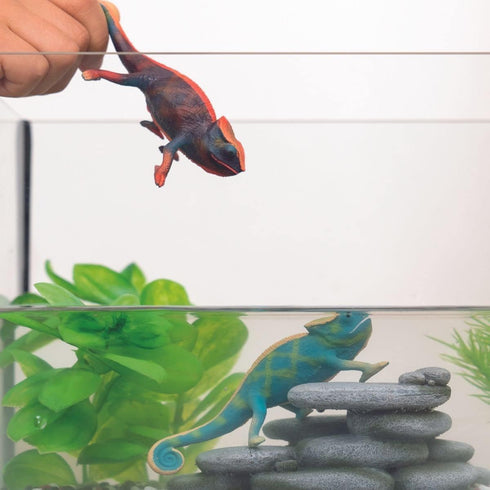 3+ Schleich Wild Life Realistic Color-Changing Chameleon Figure - Wild Animal Toy Figurine, Durable for Education