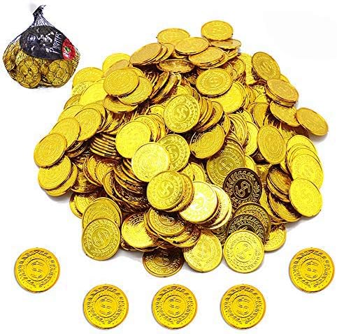 150 Pieces Plastic Play Coins Gold Pirate Treasure Hunt Coins for Kids Party Theme Props Decoration, Party Favor Games